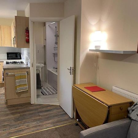 Ham Road Apartment Вортінг Екстер'єр фото